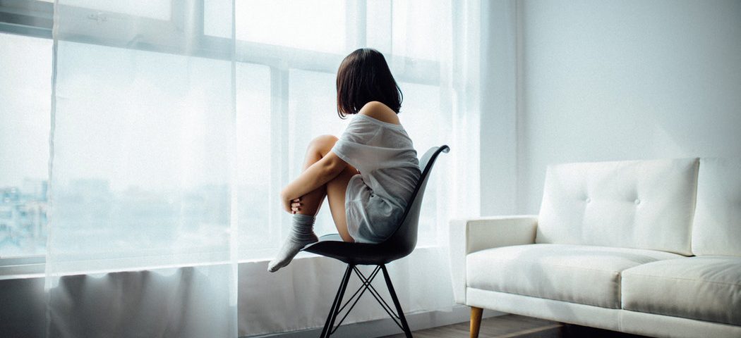 photo-1527137342181-19aab11a8ee8