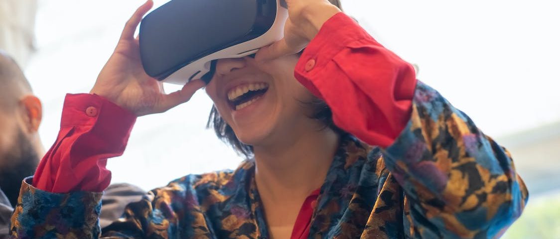 Realidad virtual y aumentada y Mujeres FIT 50